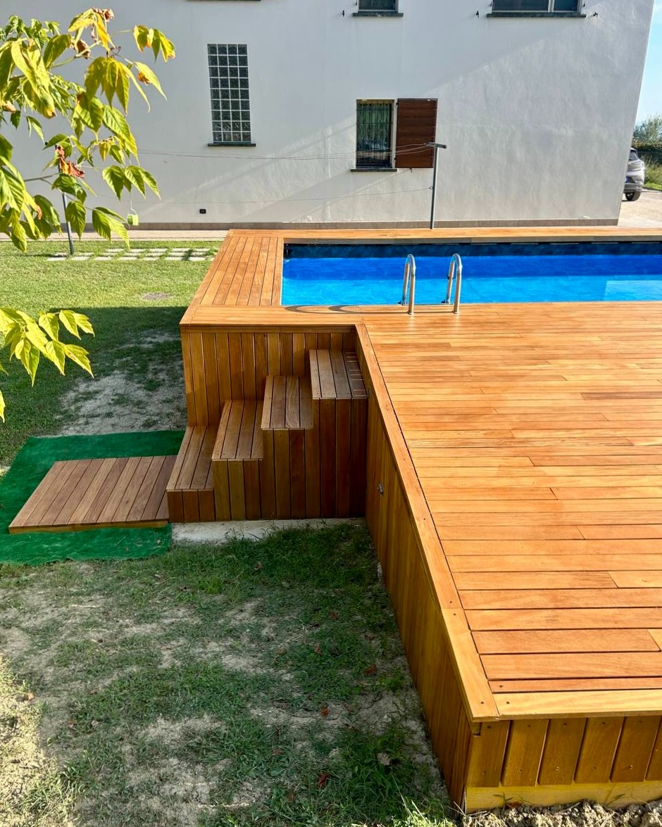 Elevated pool deck